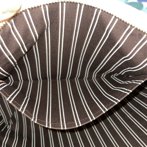 Louis Vuitton Antigua Canvas Tote - Picture 12 of 14